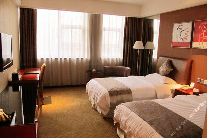 成都巨人树酒店