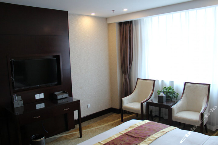 荣成石岛滨海大酒店(阳光大床房)