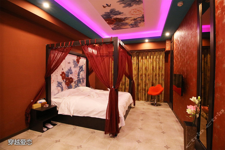 海口m(艾木)潮牌情侣主题酒店-穿越爱恋