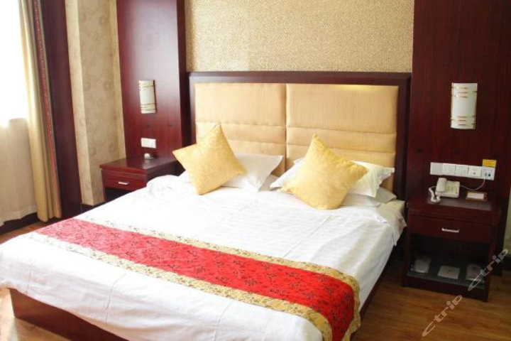 青岛鲁海丰大酒店