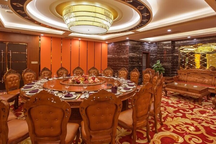 柳州乾泰大酒店-豪华双人间