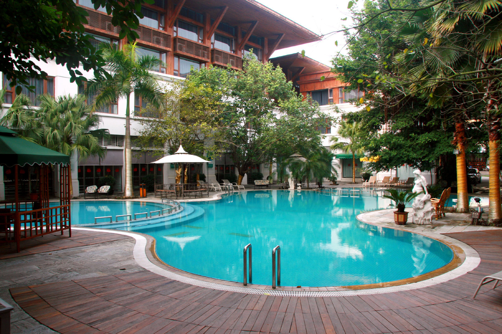 北海珍珠湾海景酒店(老街海景店)商务双人房