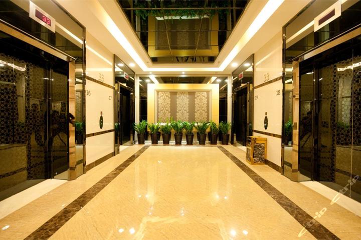 易成酒店服务公寓(广州正佳金殿店)-豪华复式情侣房(预订10间以上优惠