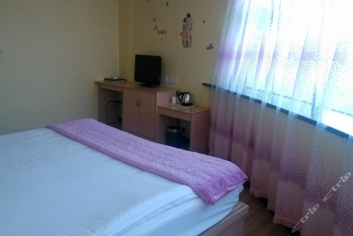 速8酒店葫芦岛火车站广场店