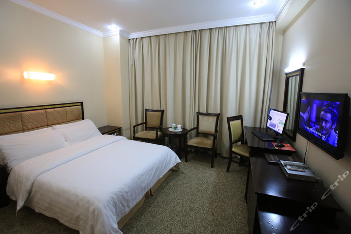 衡阳豪泰酒店-豪华大床间(中宾)