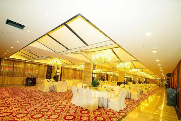 [金牛区]成都潮皇阁酒店(豪华单间 双早)