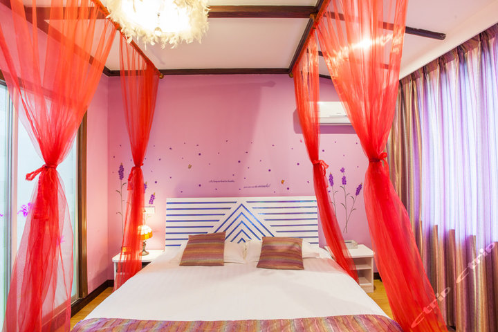 乌镇时光小镇主题客栈-紫夜迷情公主房(预付)