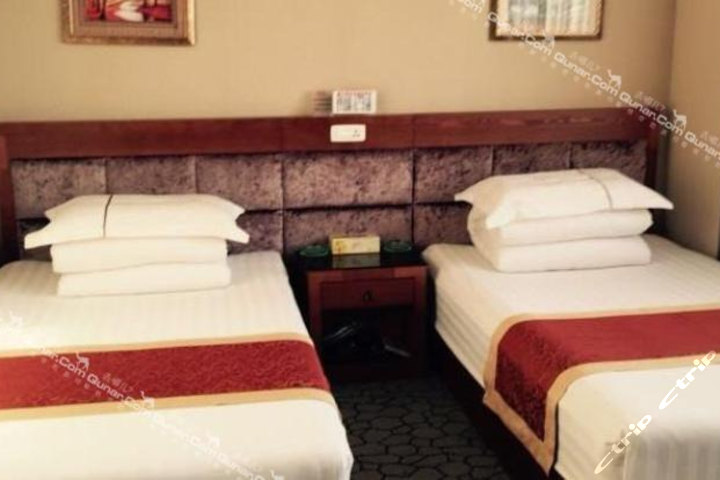 青冈县蓝天商务宾馆