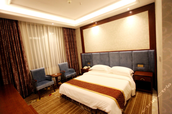 南充高坪天胜酒店-商务单间