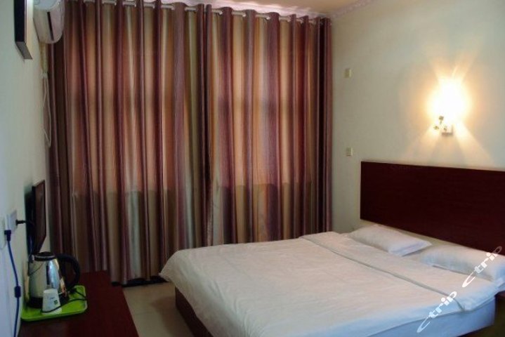 郑州天中快捷酒店-大床房(内宾)