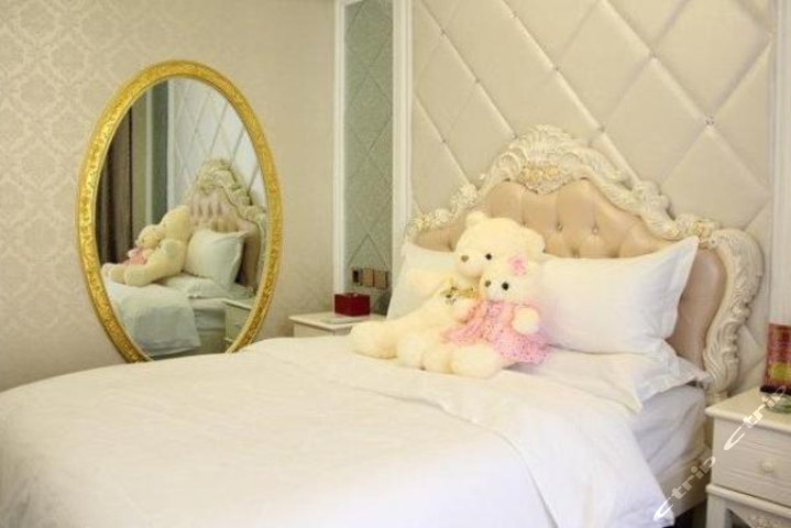 庆阳爱维时尚主题酒店