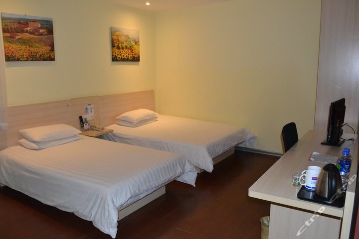 华庭快捷酒店(广州新塘广深大道店)-双床房(限量特惠)