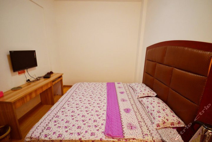 武汉高铁小布丁公寓