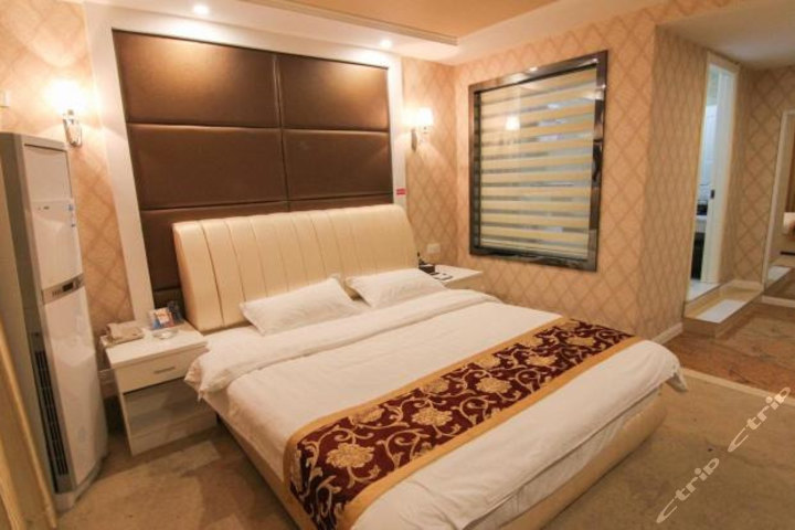 镇江句容时尚主题酒店