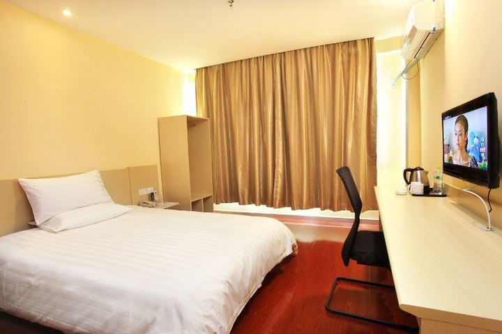 桂林紫云轩精选酒店(原汉庭火车北站店)