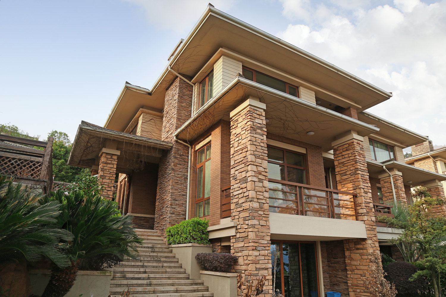 千岛湖鼎级山水度假别墅(4居室湖景别墅)