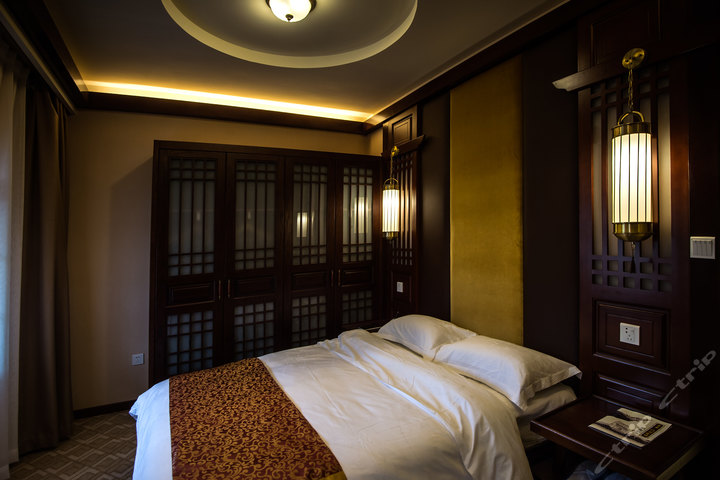 贵阳随园客栈-豪华大床房(赫程旅行社)
