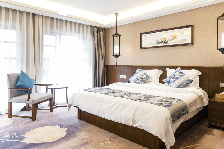 成都儒风酒店-高级大床房[无早]
