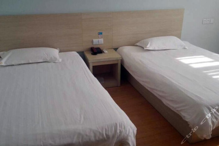 惠南镇城东路88号永乐家电大楼