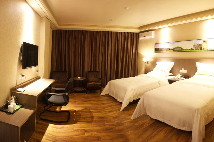 开平澳莎酒店-豪华双人房(双人入住)[双早]