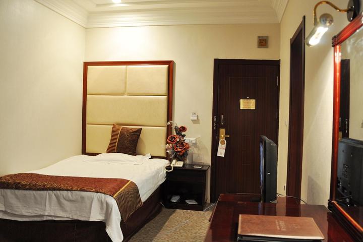 内蒙古电力满都拉宾馆(【含早爆款】单人标准间)