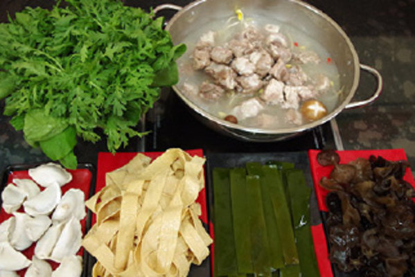 捞仔火锅城