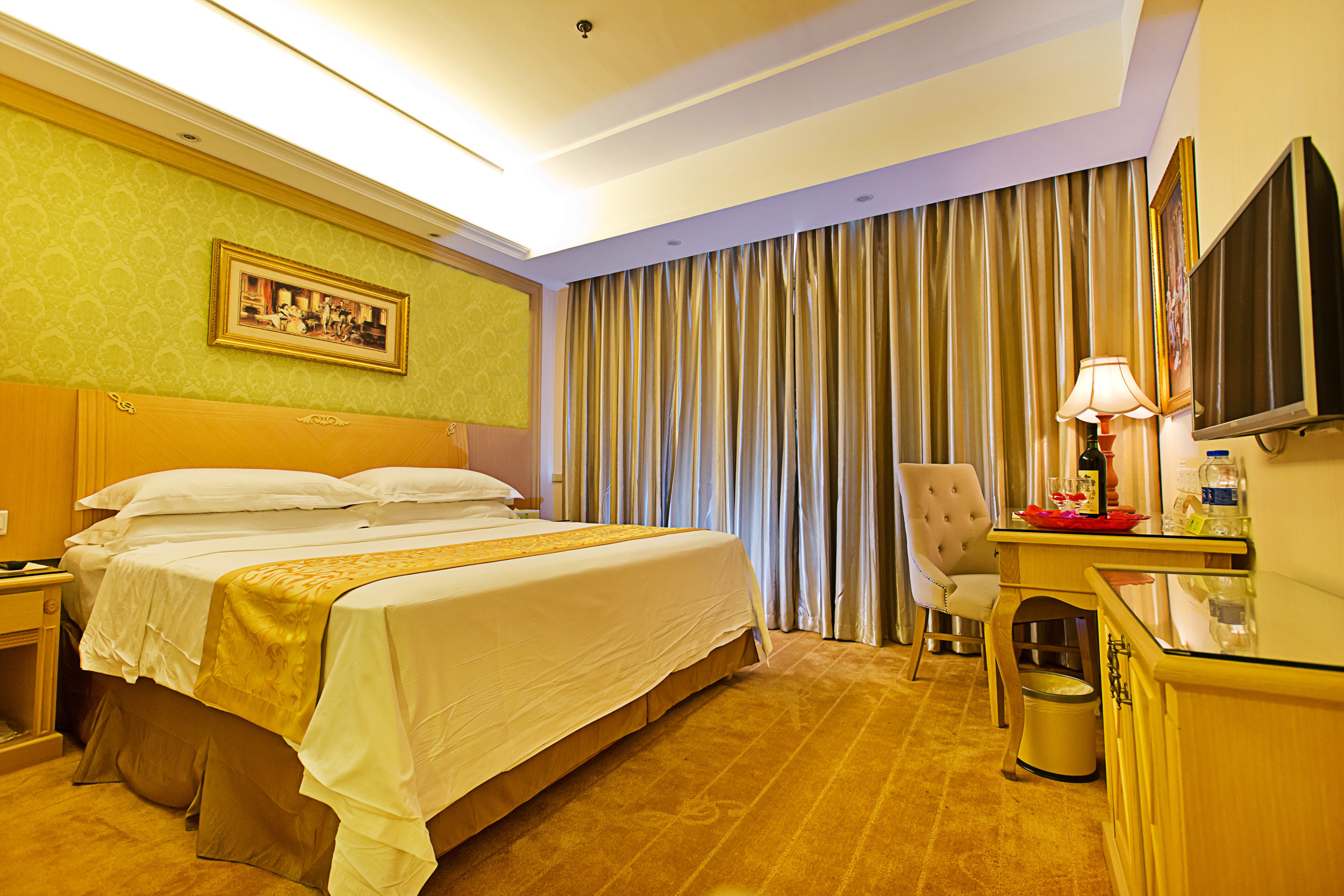 维也纳酒店-高级套房(预付)[含早]