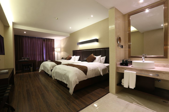 北海南珠宫酒店-海珠豪华双床房