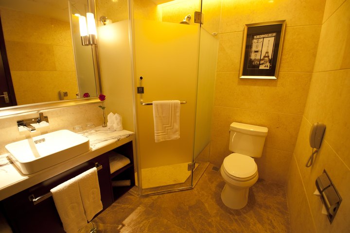 合肥尊悦酒店-豪华双床房[含早]