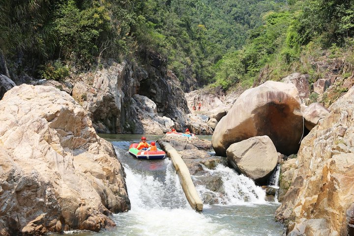【五指山福德莱酒店团购】五指山福德莱酒店(高级房 五指山红峡谷漂流