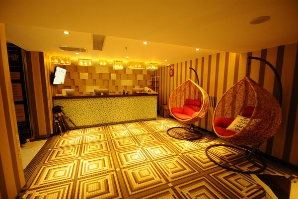 菲林酒店(宝鸡经二路凡士店)(派对影院房)