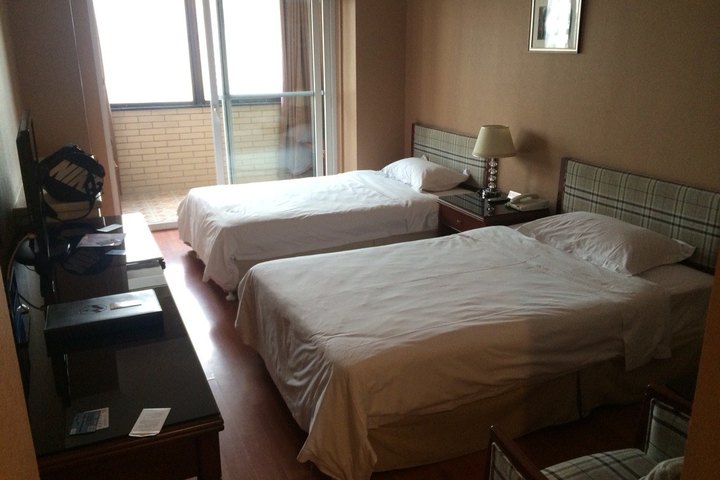 北京北辰亚运村宾馆-标准间(清明节踏青优惠)