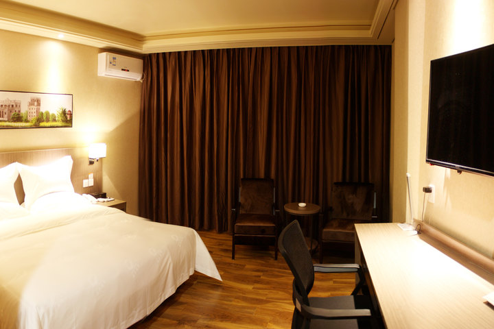 开平澳莎酒店-豪华单人房(双人入住)[双早]