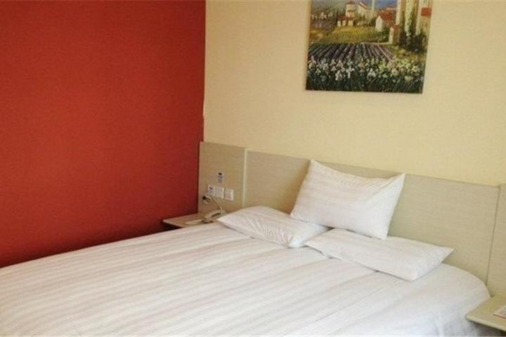 呼和浩特梨花小镇商务酒店-大床房