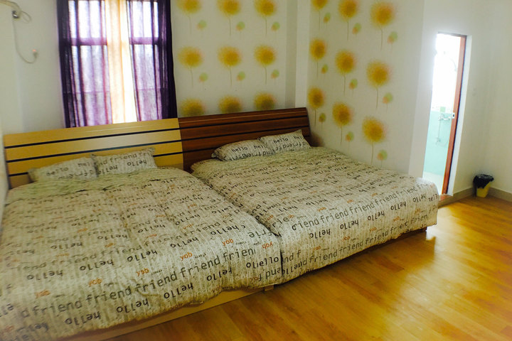 深圳座林居客栈-夏季四人大床房