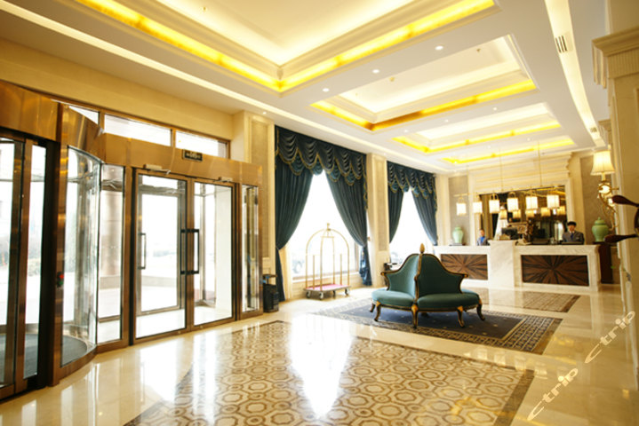 怀来蓝鲸大酒店【含早】标准间 温泉票2张-需预约