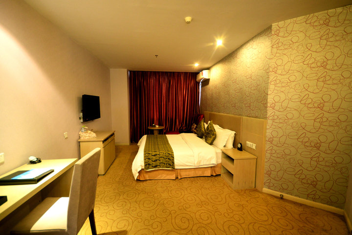 成都莱恩假日酒店-豪华单间(特价)