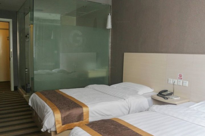 南宁港丽酒店-标准间