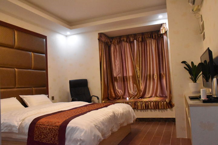 长沙楼上楼酒店式公寓-豪华套房