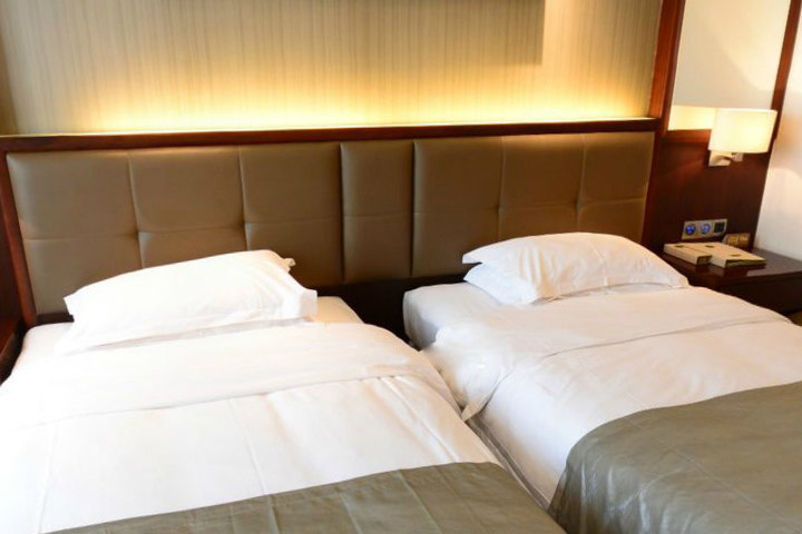 合肥尊悦酒店-豪华双床房[含早]