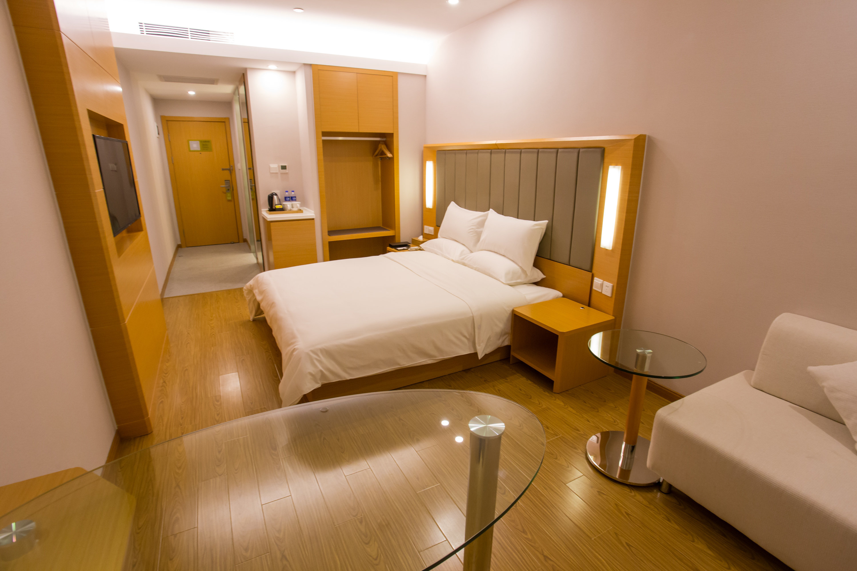 全季酒店-高级大床房(内宾)(提前1天预订)(早定早惠85折)