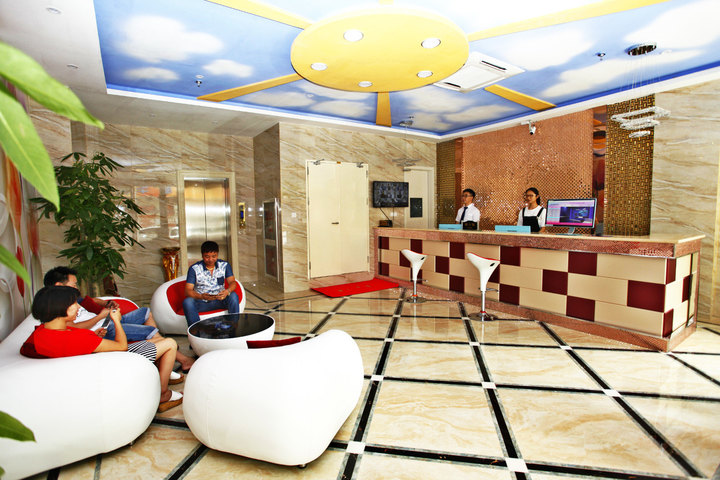 上海诺丽主题酒店-诺丽棋牌套房[含早]