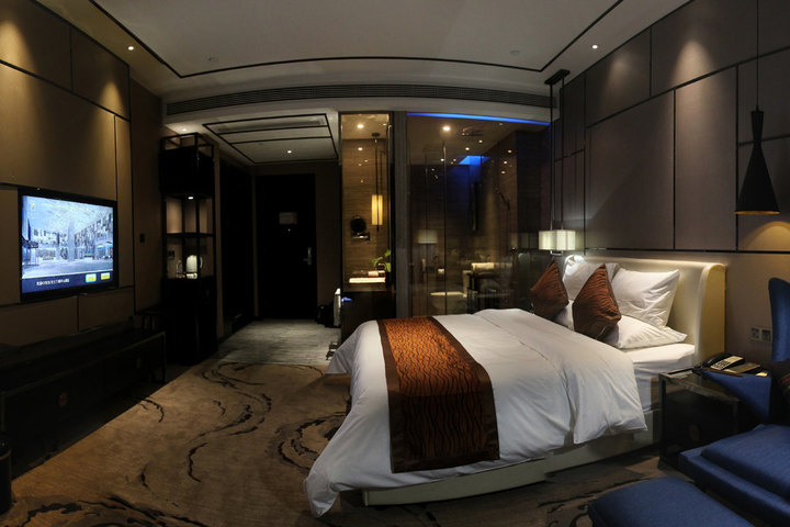 凯里半山酒店-商务大床房[无早]