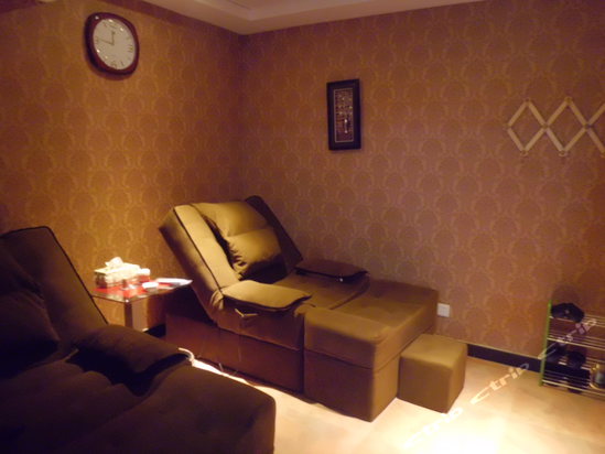 武汉虎泉青年酒店