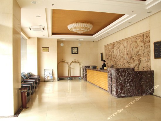 民主西路10号(天水华联大酒店)