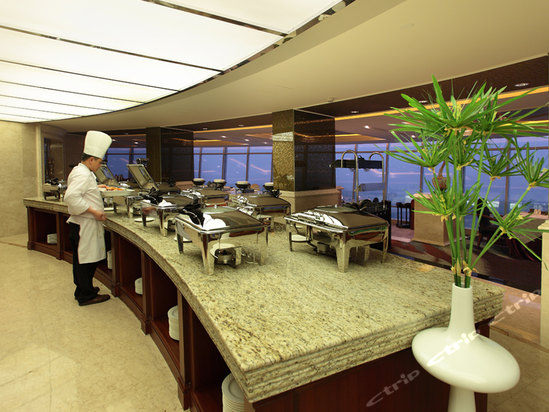 pearl hotel starlake