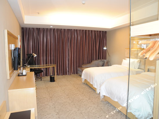 航空大道60号(恩施半湾酒店)