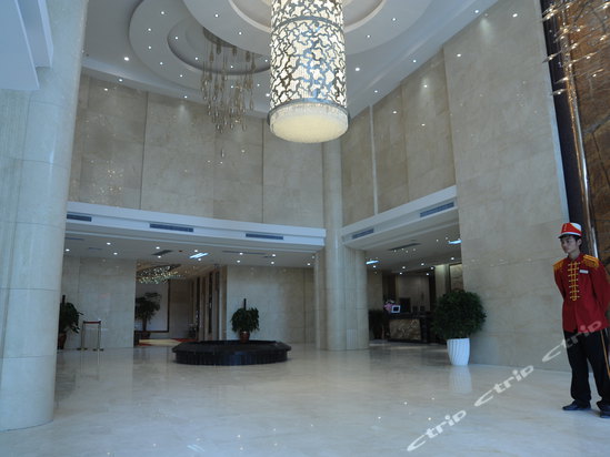 航空大道60号(恩施半湾酒店)