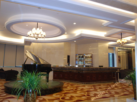 迎宾北路82号(富阳耀都德悦酒店)