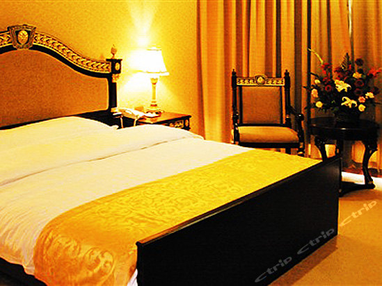 长白县长白宾馆(池南)